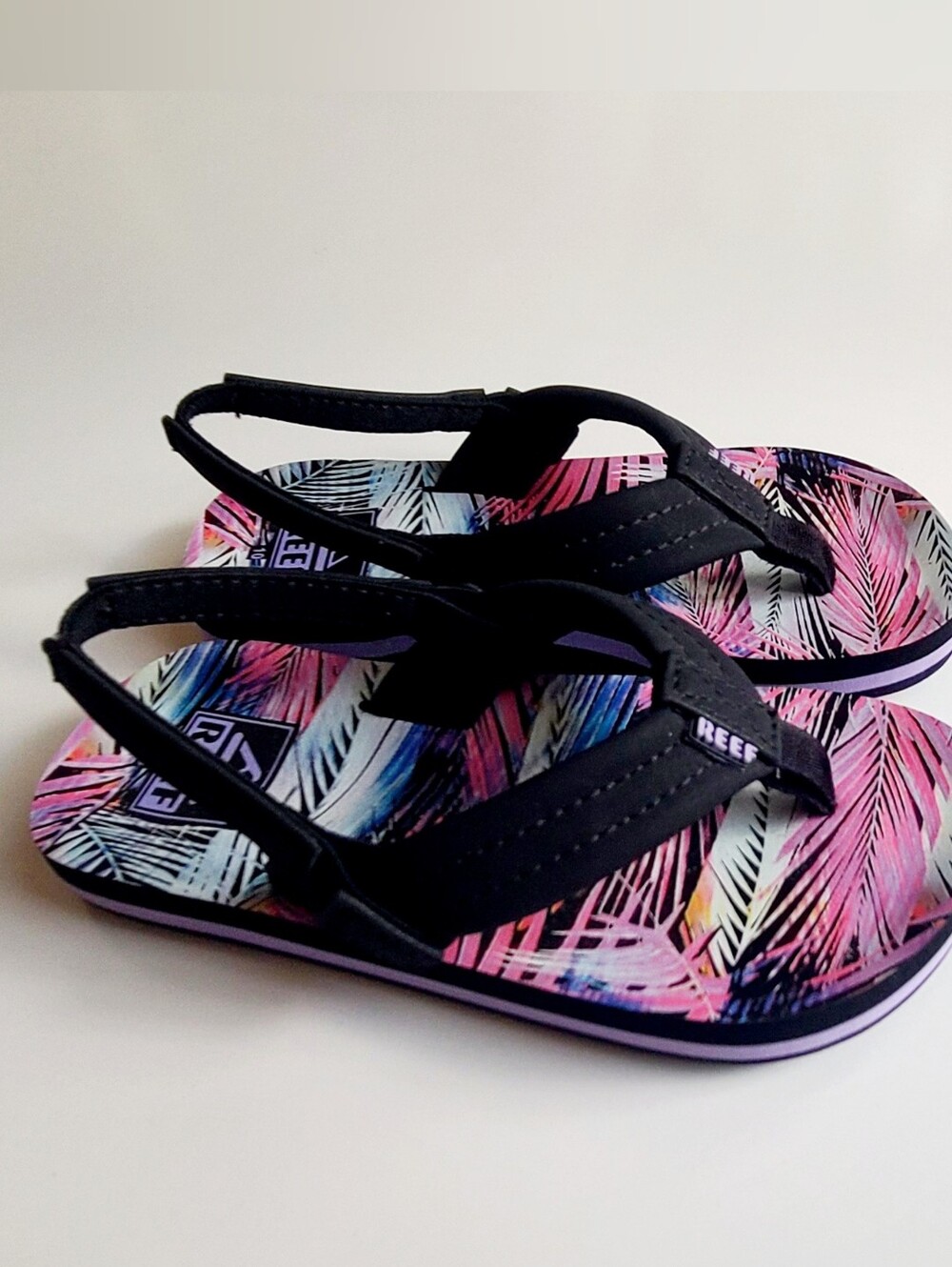 Reef Little Ahi Unisex Kids Sandals Leaf Print Adjustable Strap Size 10